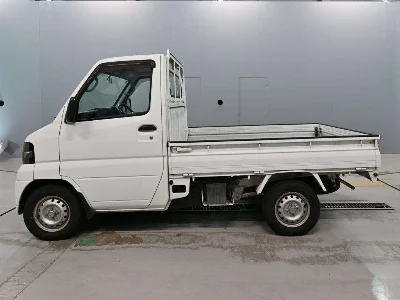 NISSAN CLIPPER TRUCK