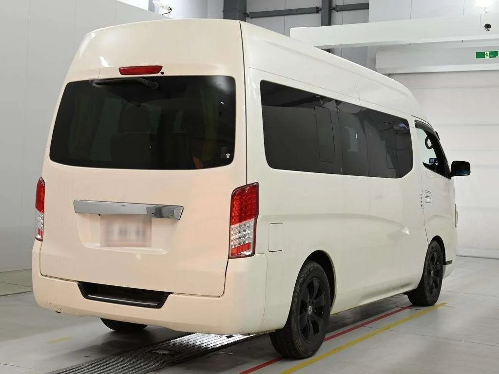 Nissan NV350 Caravan  с аукциона в Японии
