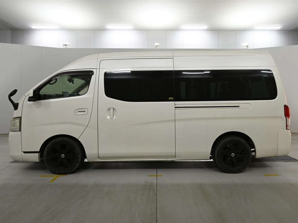 Nissan NV350 Caravan  с аукциона в Японии