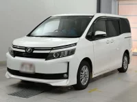 Цена авто Toyota Voxy с аукционов Японии, номер кузова ZRR80G, пробег 171 000, оценка 2