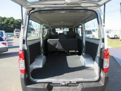 NISSAN NV350 CARAVAN 3