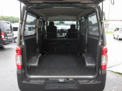 NISSAN NV350 CARAVAN 3