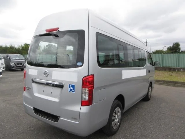 Nissan NV350 Caravan  с аукциона в Японии