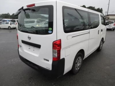 NISSAN NV350 CARAVAN 2