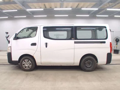 NISSAN NV350 CARAVAN 4