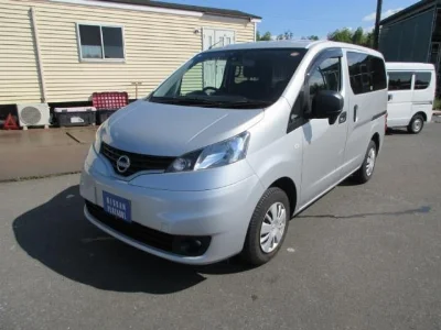 NISSAN NV200 1