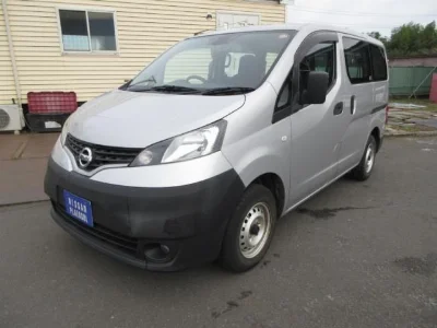 NISSAN NV200 1