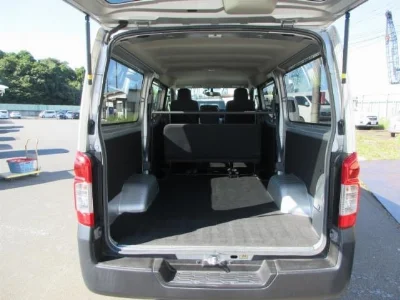 NISSAN NV350 CARAVAN 3