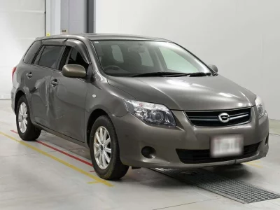 TOYOTA COROLLA FIELDER 4