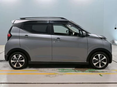 Mitsubishi eK X