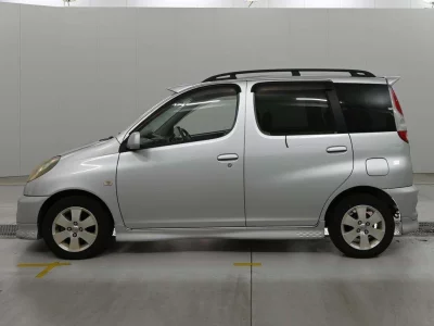 Toyota Funcargo