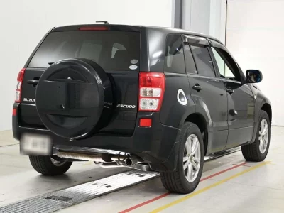 Suzuki Escudo
