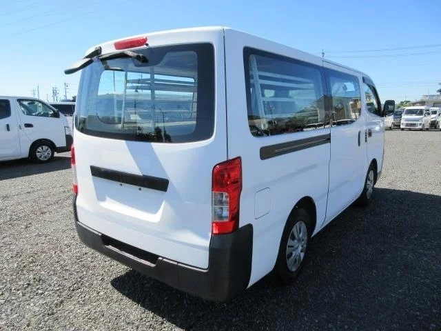 Nissan NV350 Caravan  с аукциона в Японии