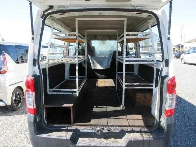Nissan NV350 Caravan  с аукциона в Японии