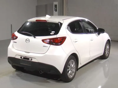 Статистика аукционов Mazda Demio
