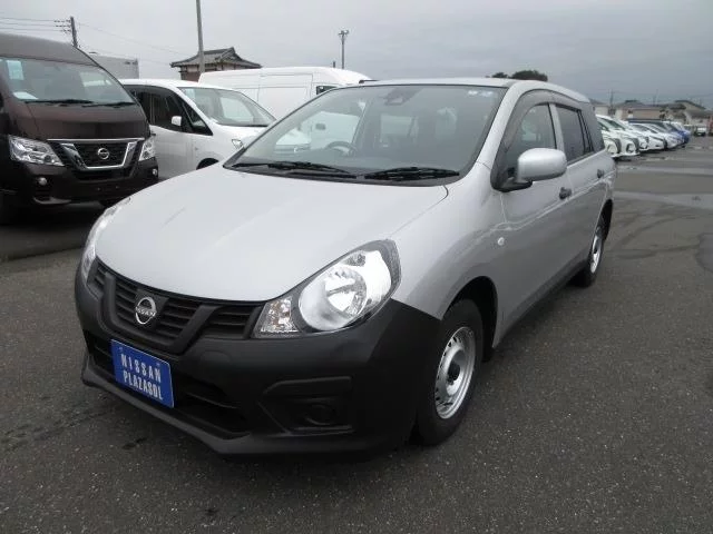 Nissan AD 2023