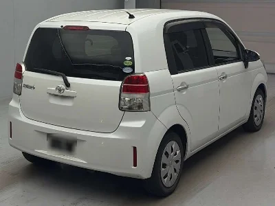TOYOTA SPADE
