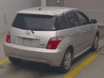 Toyota Ist