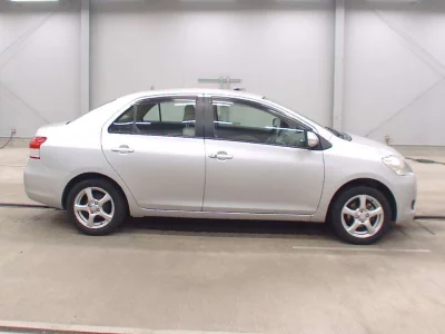 Toyota Belta