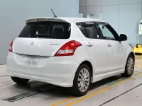 Цена авто Suzuki Swift с аукционов Японии, номер кузова ZC72S, пробег 172 000, оценка 2