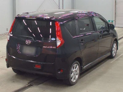 DAIHATSU BOON LUMINAS