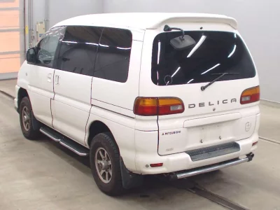 Mitsubishi Delica