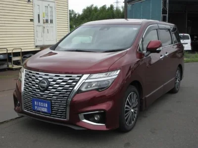 NISSAN ELGRAND 1
