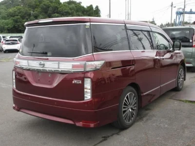 NISSAN ELGRAND 2
