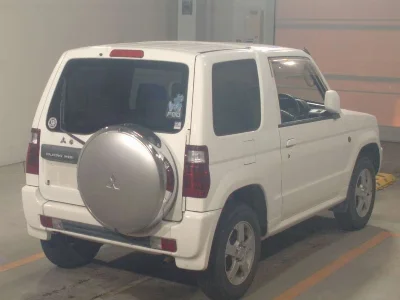 Mitsubishi Pajero Mini