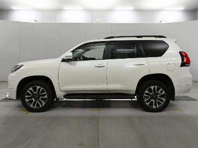 TOYOTA LAND CRUISER PRADO 4