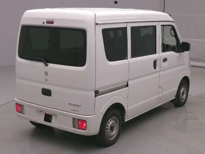 Статистика аукционов Suzuki Every