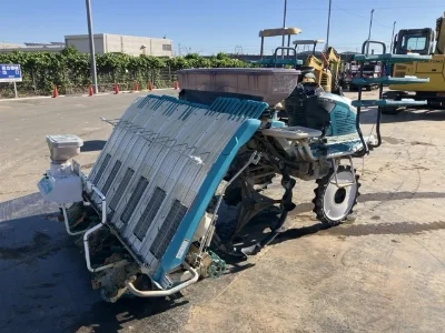 KUBOTA KUBOTA