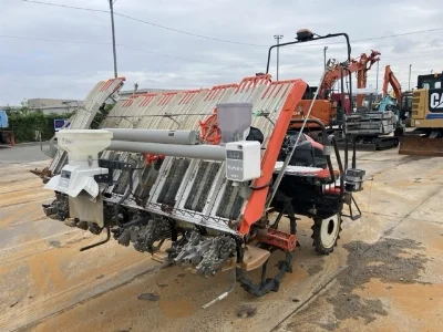 KUBOTA KUBOTA