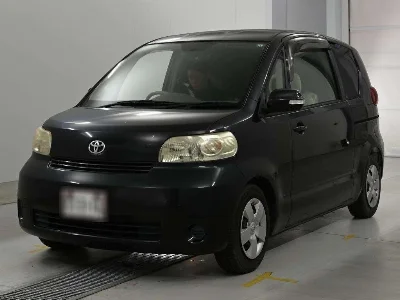 TOYOTA PORTE 1