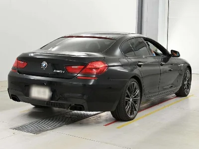 BMW 6 SERIES