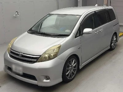 TOYOTA ISIS 1