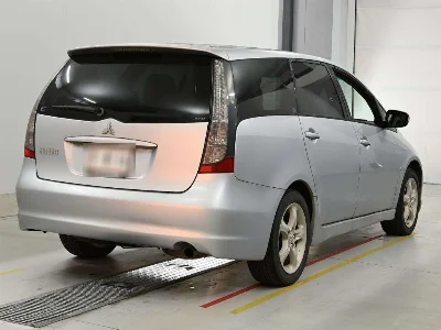 Mitsubishi Grandis