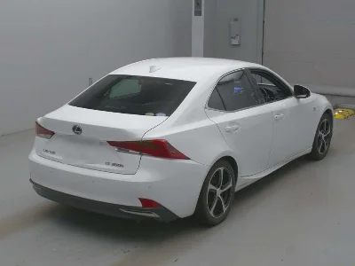 Lexus IS300h