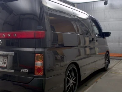 NISSAN ELGRAND 4