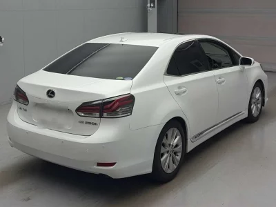 Lexus HS250h