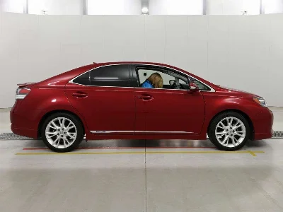 Lexus HS250h