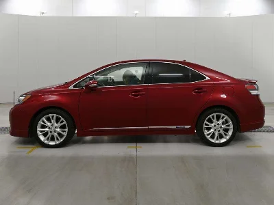 Lexus HS250h
