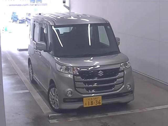 Suzuki Spacia Custom 2017