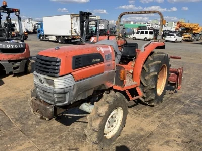 KUBOTA KUBOTA