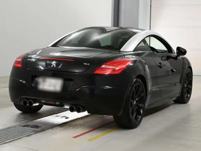 Peugeot RCZ