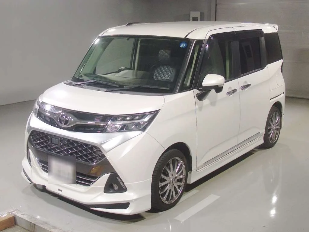 Toyota Tank 2017