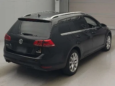 Статистика аукционов Volkswagen Golf