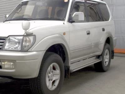 TOYOTA LAND CRUISER PRADO 4