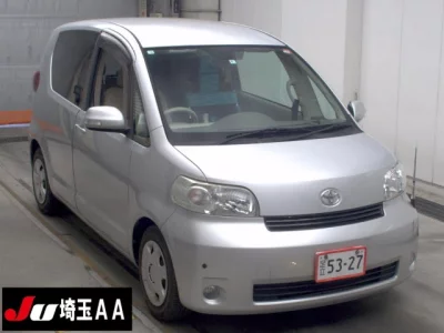 TOYOTA PORTE 1