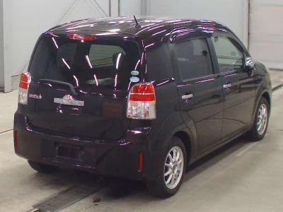 TOYOTA SPADE